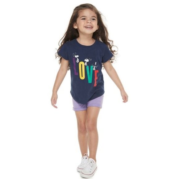 Family Fun Other - Peanuts Snoopy "Love" Graphic Tee Toddler Girl 2T NWT